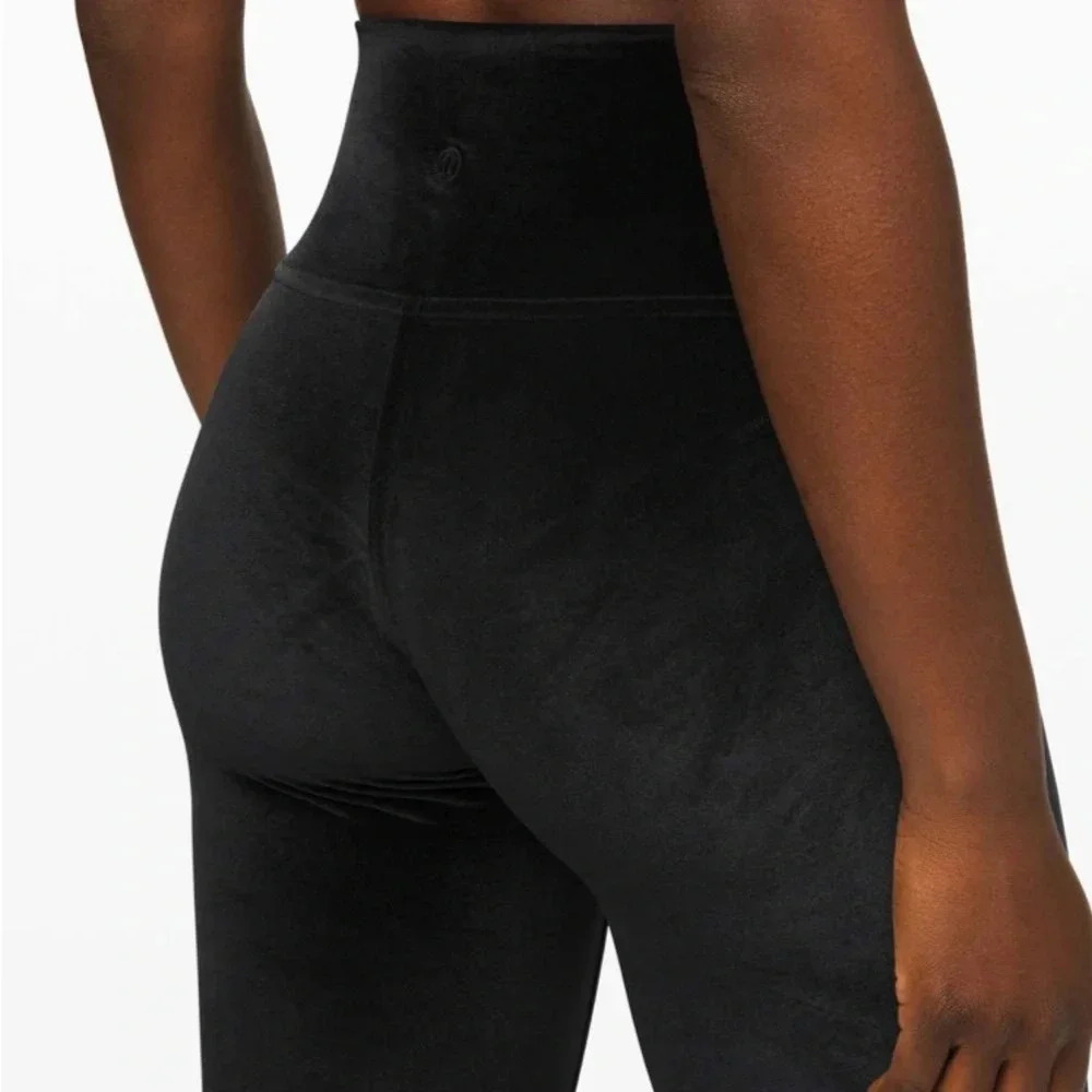 LULULEMON Wunder Lounge VELVET,  size 4, black